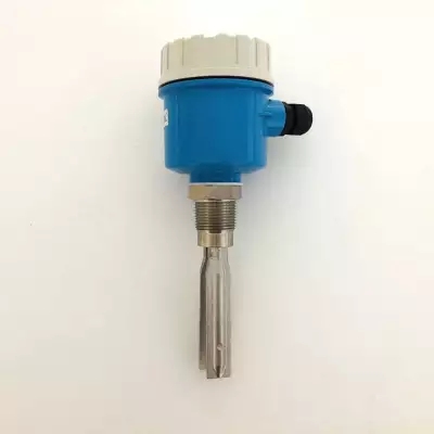 射頻導(dǎo)納物位開關(guān)RF88D5G、射頻電容式料位計VEGACAL生產(chǎn)