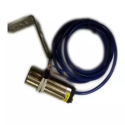 SS2-220V-B-1提升機(jī)速度開關(guān)、SSS-HL速度傳感器安裝在被傳動(dòng)軸旁廠家 SS2-220V-B-1提升機(jī)速度開關(guān)、SSS-HL速度傳感器安裝在被傳動(dòng)軸旁廠家
